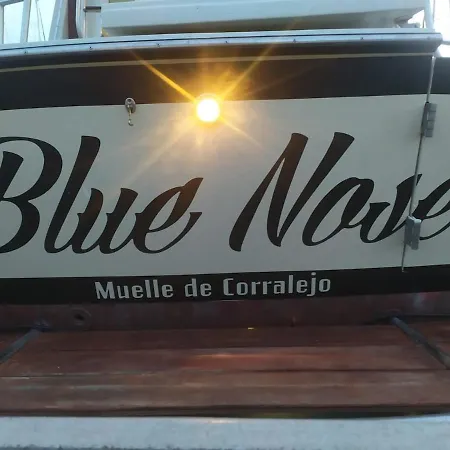 Úszó hotel Boat Experience Corralejo